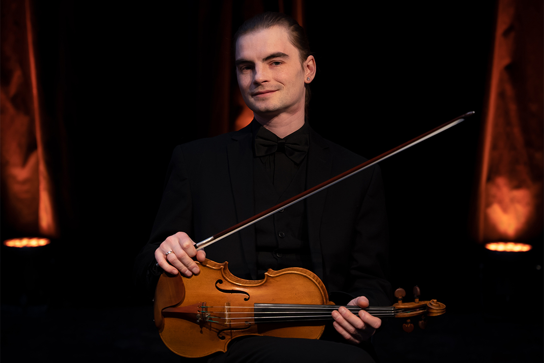 Anton Sehedenko, Violinist von The Chambers